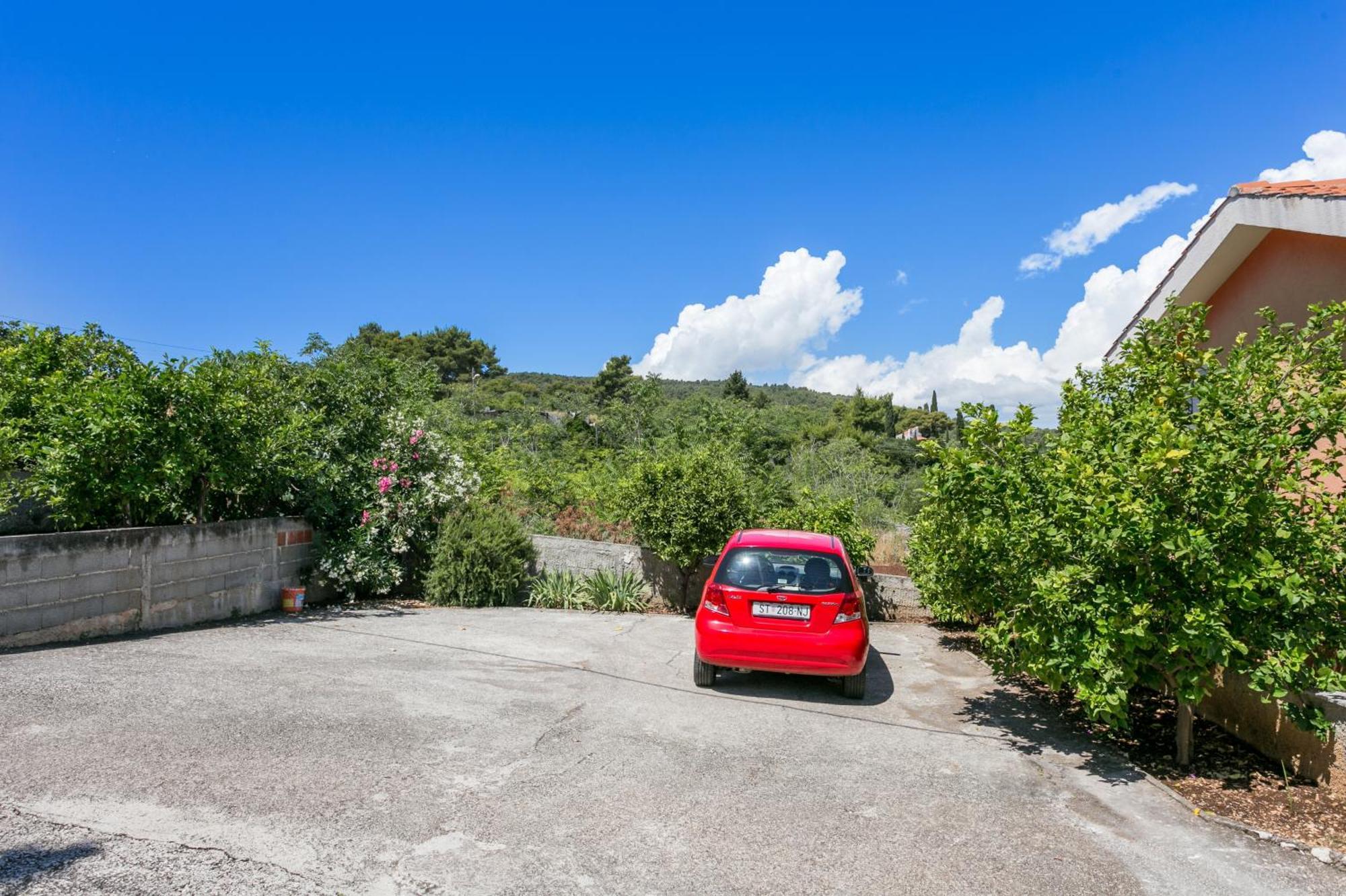 Apartments By The Sea Slatine, Ciovo - 11126 エクステリア 写真