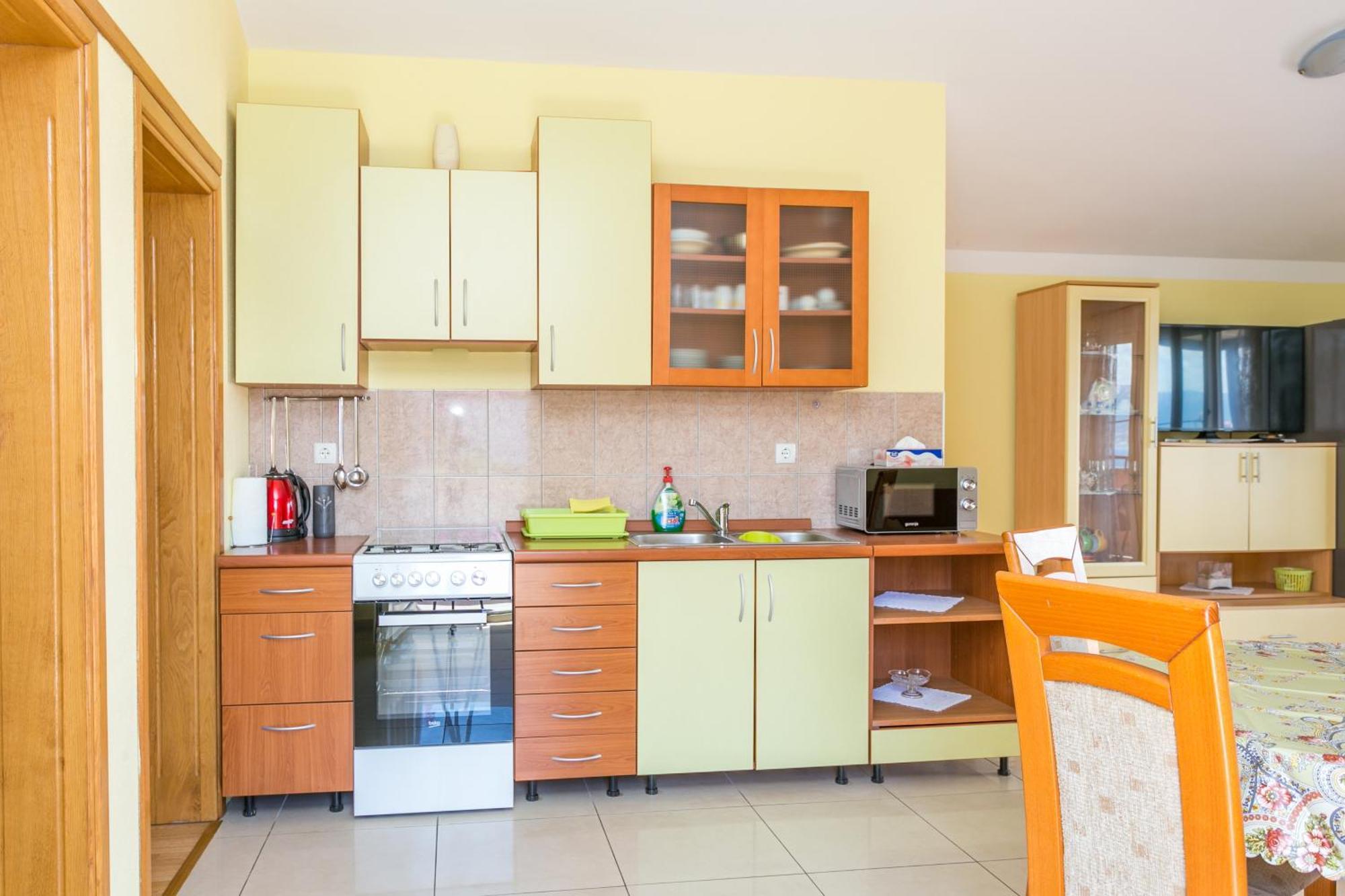 Apartments By The Sea Slatine, Ciovo - 11126 部屋 写真