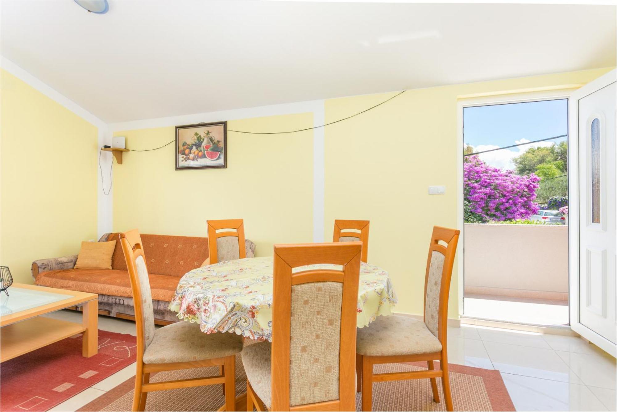 Apartments By The Sea Slatine, Ciovo - 11126 部屋 写真