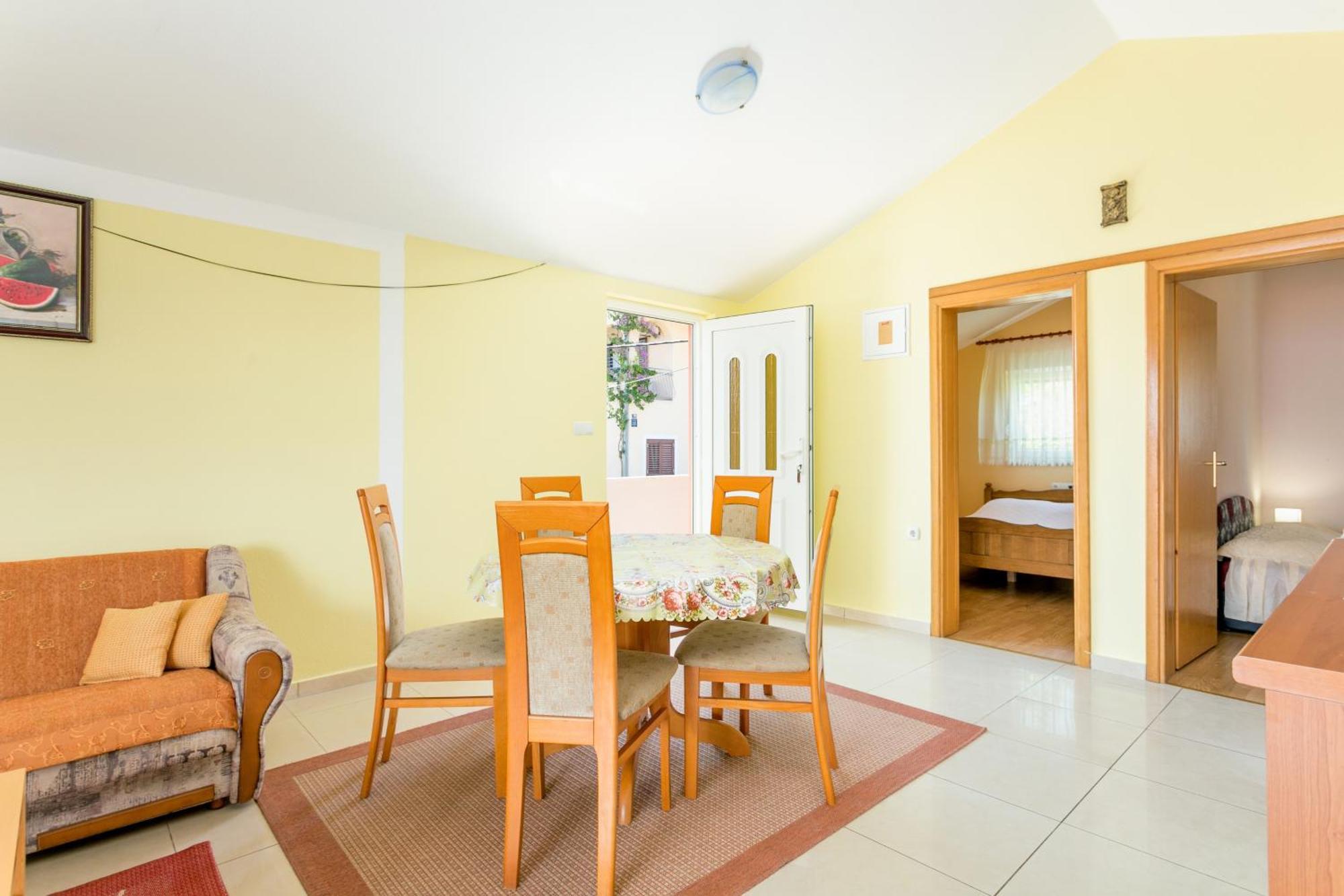 Apartments By The Sea Slatine, Ciovo - 11126 部屋 写真